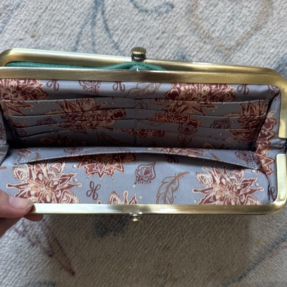 HOBO Green Leather Clutch - Picture 4 of 8